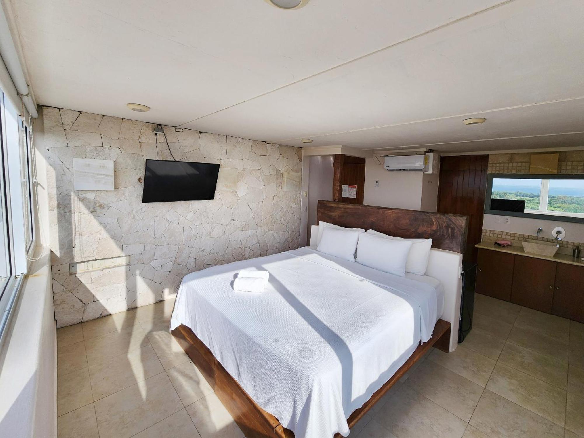Rodero By Solymar Beach Front Condos In Hotel Zone Cancun Exterior photo