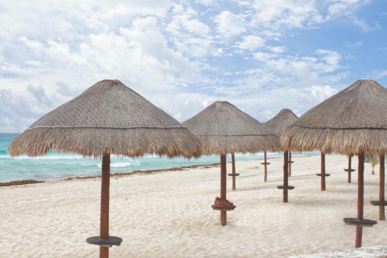Rodero By Solymar Beach Front Condos In Hotel Zone Cancun Exterior photo